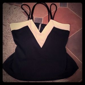 Business style strappy tank top NWOT